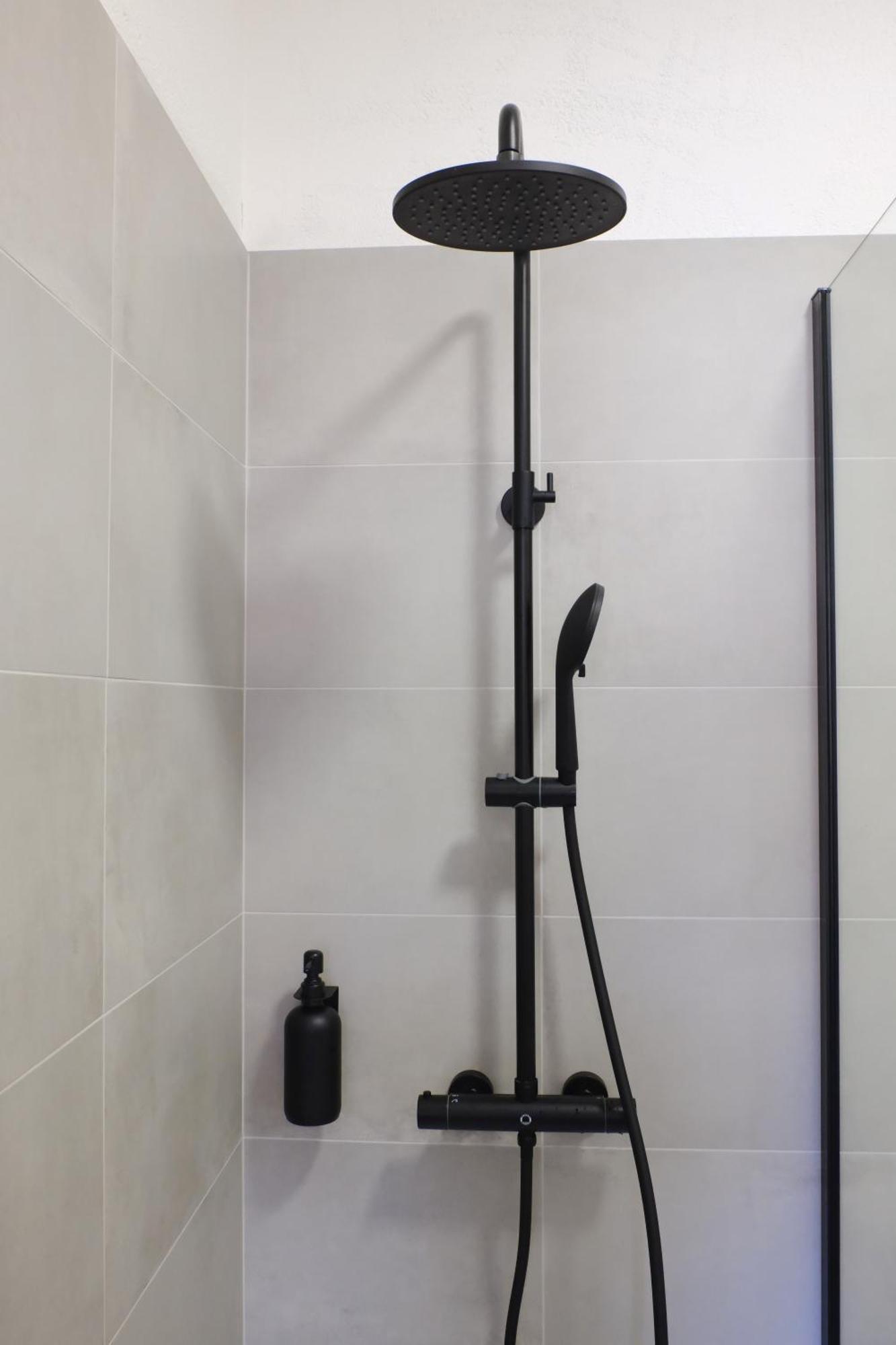 The Black Sheep Bnb Арбус Екстер'єр фото